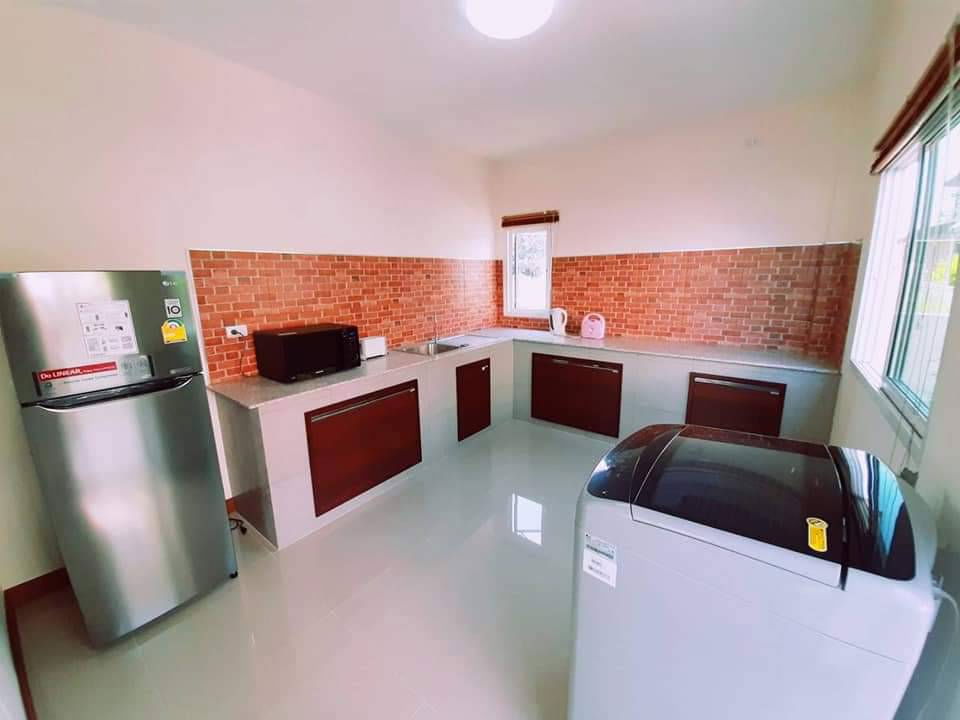 รูป ให้เช่าบ้านเดี่ยว 2 ชั้น ในสนามกอล์ฟ Flora Ville Golf & Country Club เฟอร์นิเจอร์ครบ ใกล้สนามบินดอนเมือง ใกล้ทางด่วนศรีสมาน  - รูปที่ 10/34