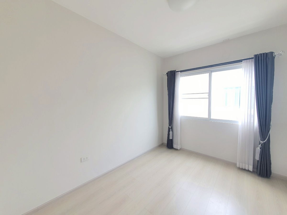 รูป ขายทาวน์โฮมมือสองนนทบุรี โครงการ อินดี้ ปิ่นเกล้า-สิรินธร (Indy Pinklao-Sirindhorn) ติดสวน เนื้อที่ 21.1 ตร.ว. ใกล้เซ็นทรัล ปิ่นเกล้า  - รูปที่ 13/15