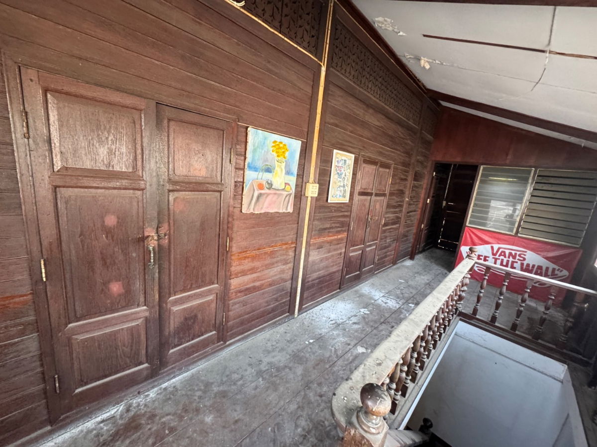 รูป ให้เช่าบ้านไม้ 100ปี ถนนหลักแก้วเงินทองซอย22 เจ้าของตรง - รูปที่ 8/10