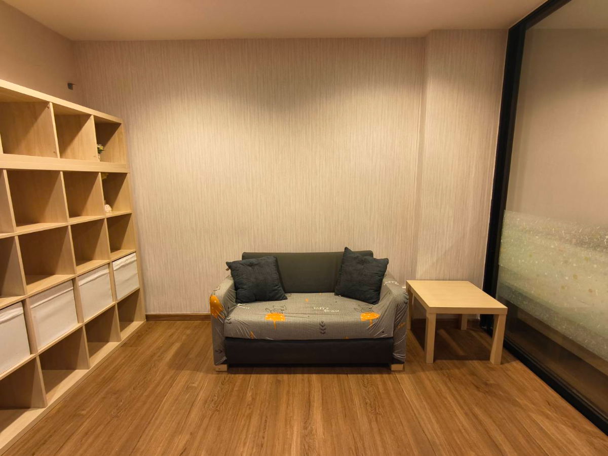 picture The Tree Interchange 35 Sqm fully fornished - 2/7