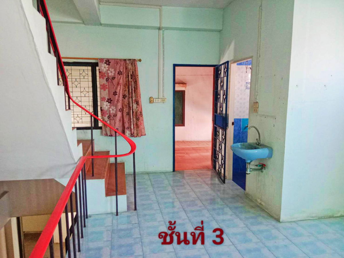 รูป ขายอาคารพาณิชย์ (โครงการตึกน้ำ) ทำเลทอง ห้องหัวมุม จังหวัดชลบุรี - รูปที่ 10/12