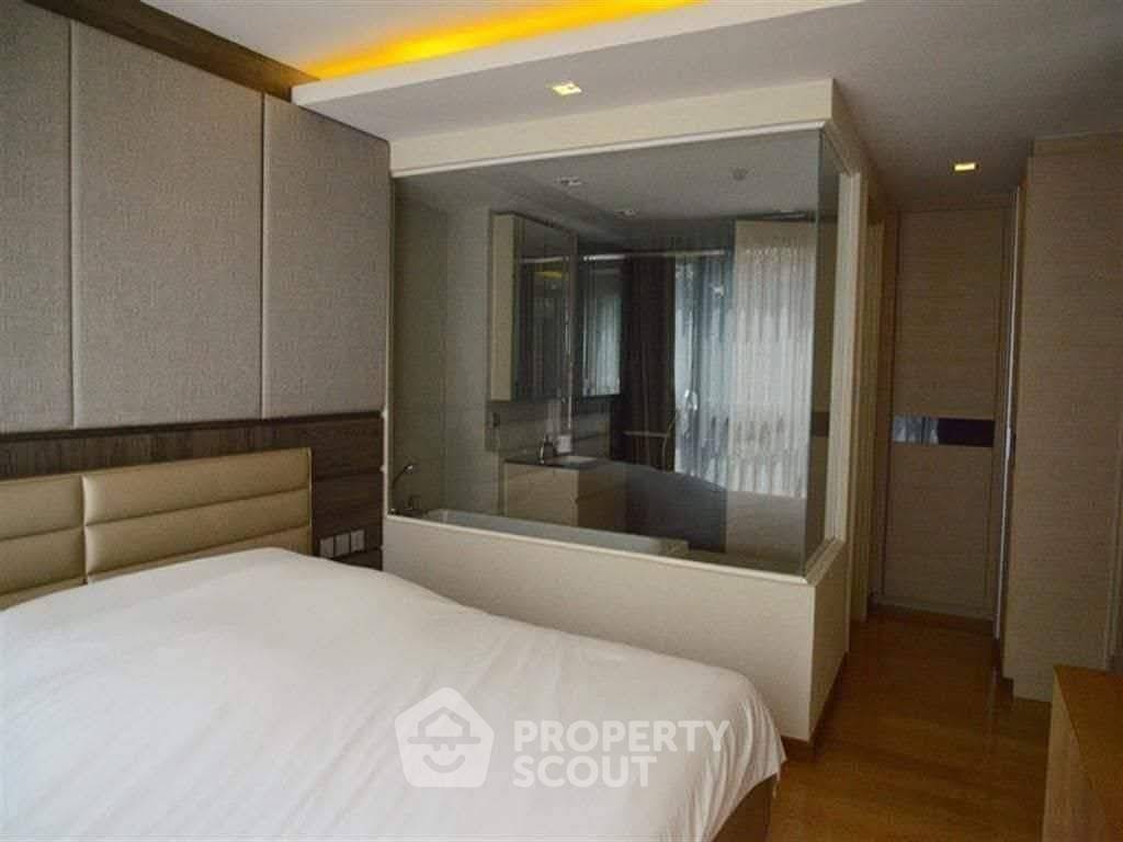 picture 1-BR Condo at Via Botani near BTS Phrom Phong (ID 2367294) - 5/11