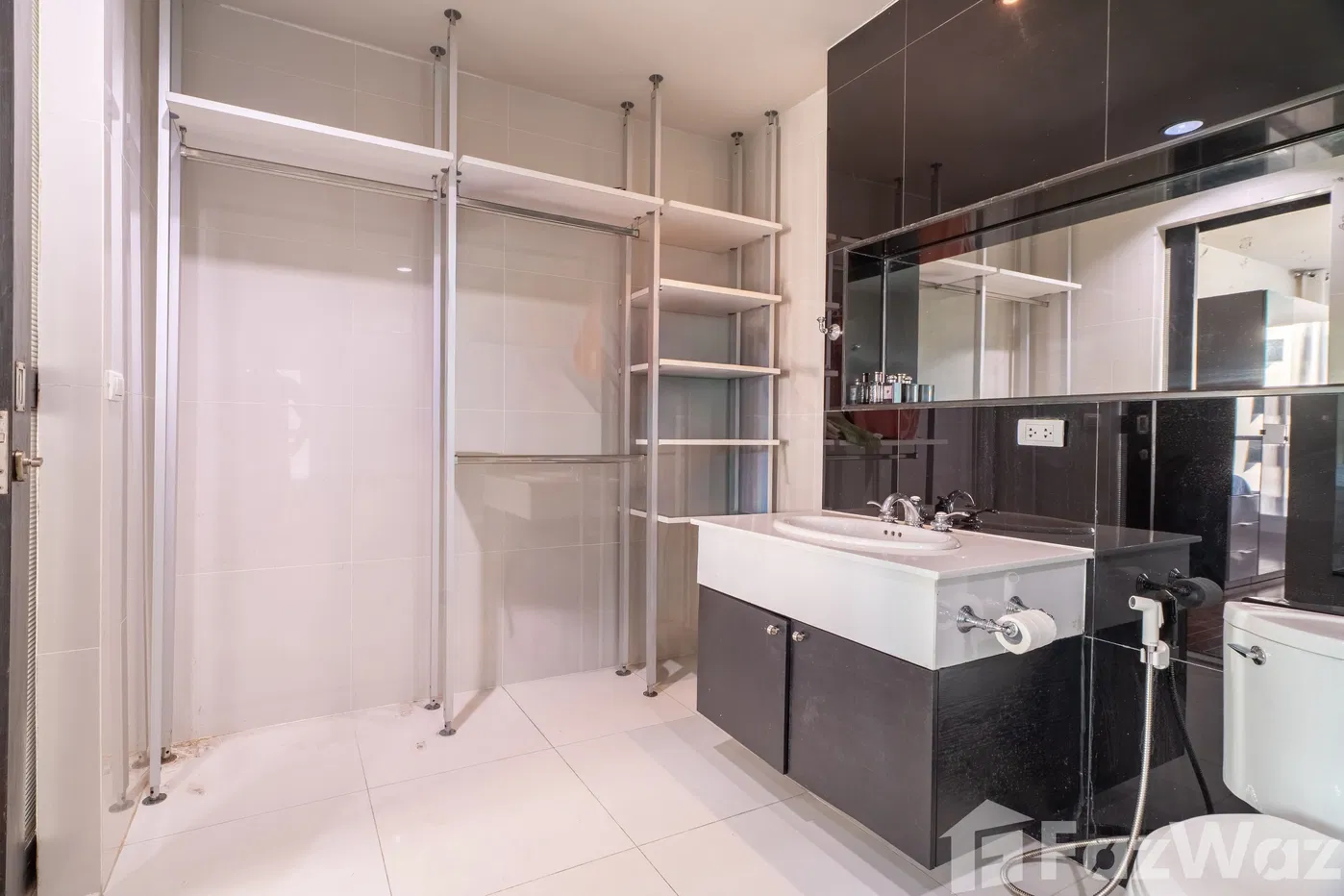 รูป คอนโด 1 ห้องนอน พื้นที่ใหญ่ ใจกลางชิดลม | The Address Chidlom 5549305 - รูปที่ 10/11