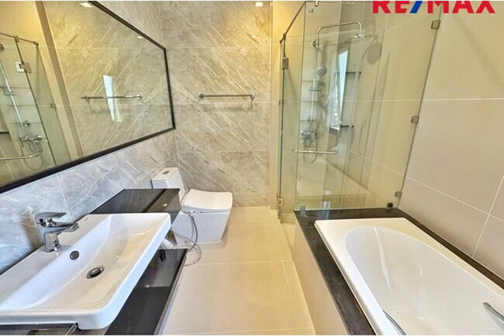 picture [920091039-301] Luxury Oasis in Bang Bua Thong - 4BR Home - 21/29