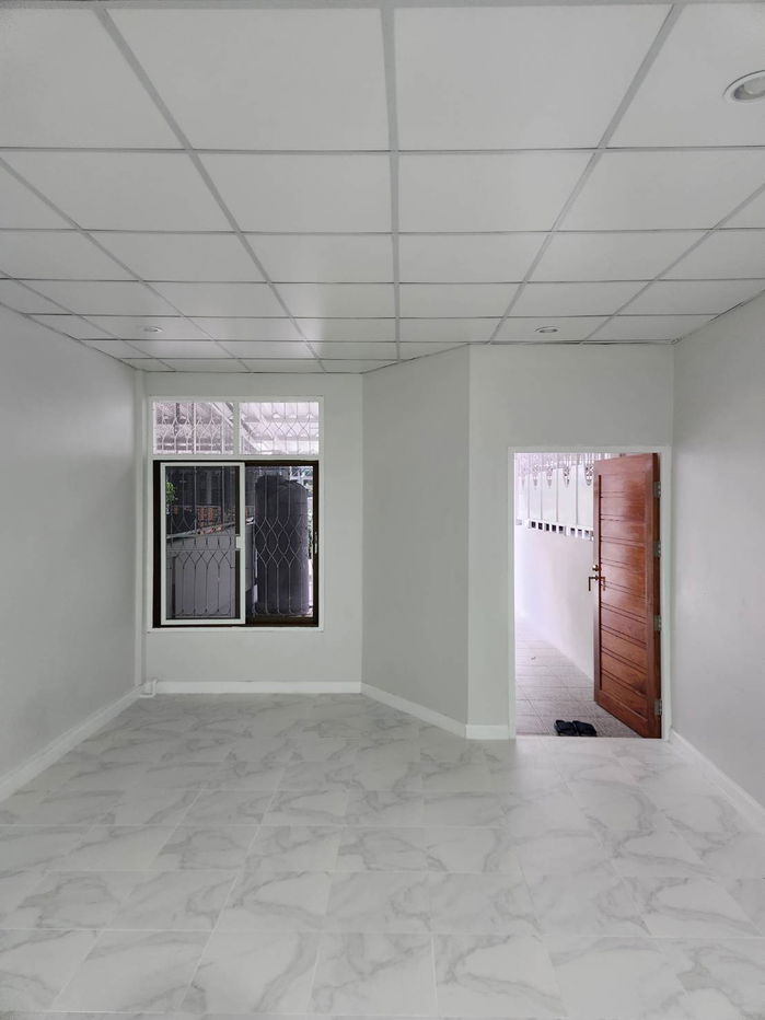 picture Townhouse for sale ,cheap price - 15/17