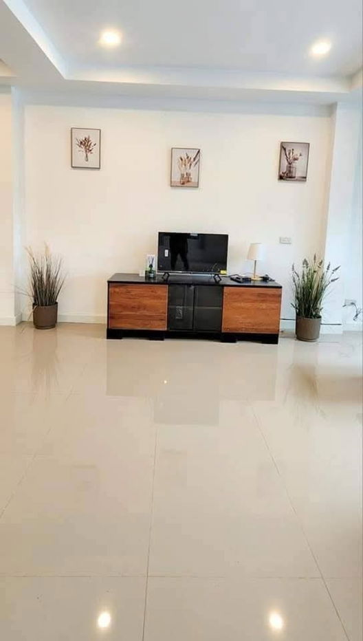 รูป ปล่อยเช่าบ้าน 2 ชั้น พร้อมเฟอร์ฯ ( แยกลิขิตชีวัน ) #ใกล้เซนทรัลเฟส , รวมโชคมอล , โลัตสสันทราย , โฮมโปร - รูปที่ 9/30