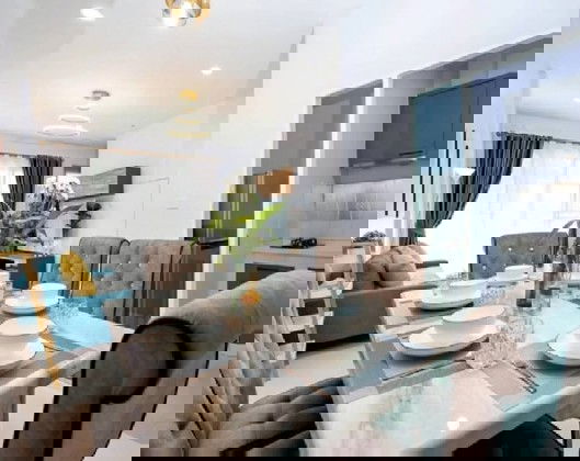 รูป ให้เช่าทาวน์โฮม 3 ชั้น หมู่บ้านกลางเมือง ลาดพร้าว 71 ซอยนาคนิวาส 34 แอร์ 5 เครื่อง เฟอร์นิเจอร์ครบ / ไม่อนุญาตสัตว์เลี้ยง อยู่อาศัย / Chinese Welcome - รูปที่ 3/12