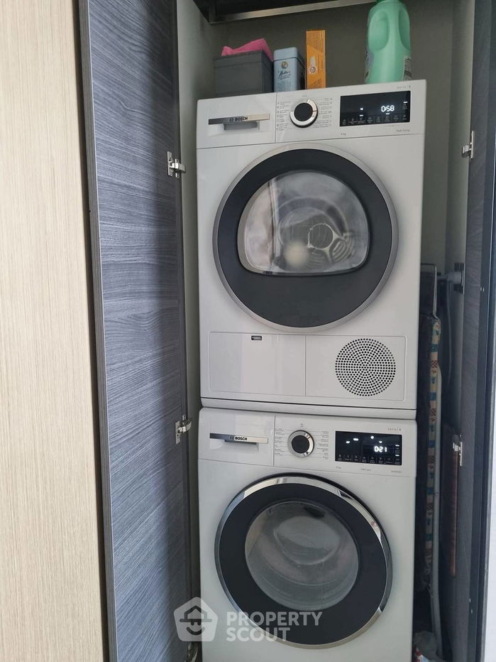 picture 1-BR Condo at The Esse Asoke near MRT Sukhumvit (ID 2324761) - 2/6