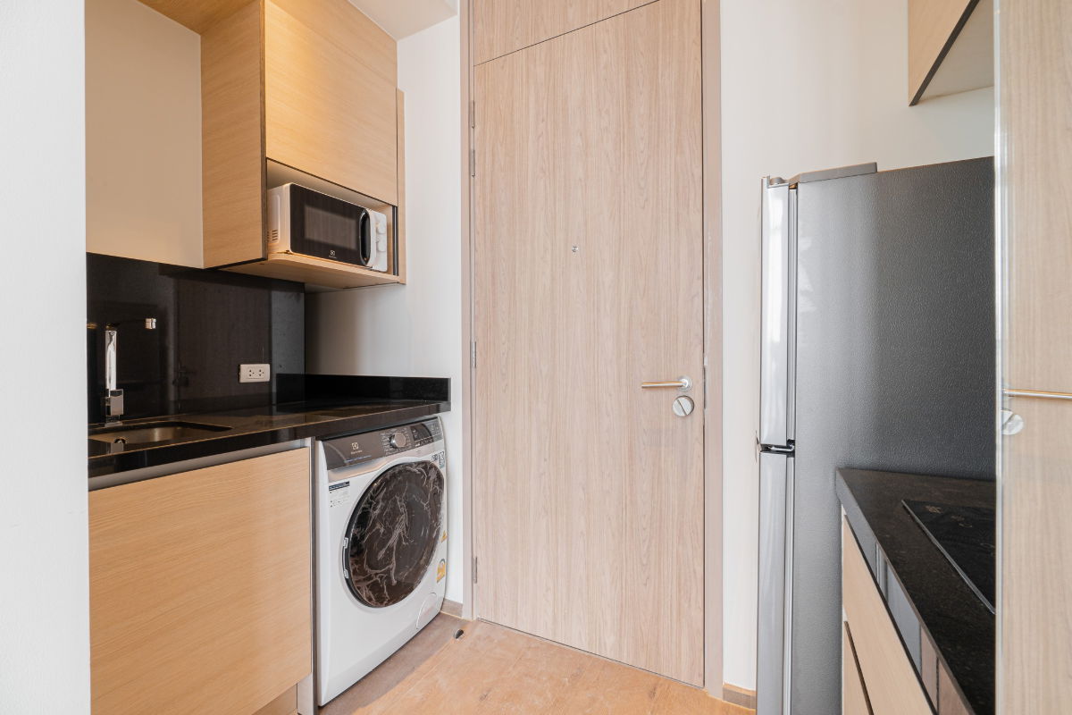 picture 🏙️ Park Origin Phrom Phong Phase 2 💰 Rent: 24,000 THB/month 🚆 Near BTS Phrom Phong | Ref. RS4462 - 7/14