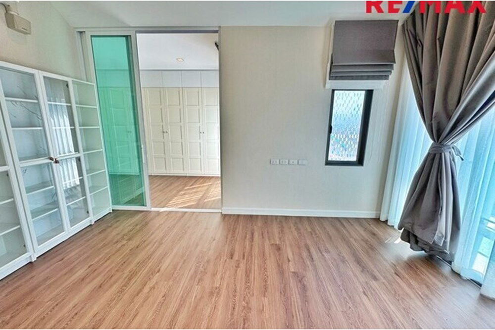 picture [920091039-301] Luxury Oasis in Bang Bua Thong - 4BR Home - 20/29