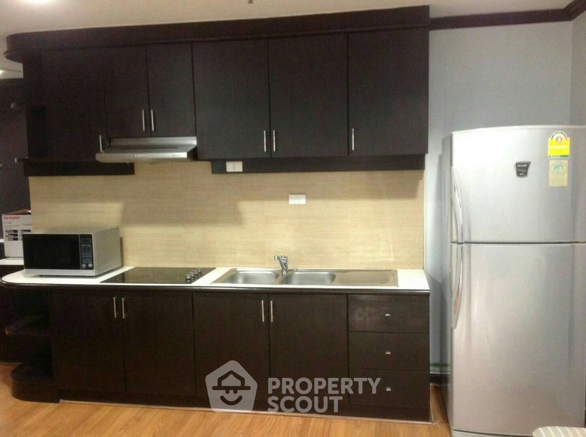 รูป คอนโด 2-ห้องนอน ที่ บ้านสวนเพชร คอนโดมิเนียม ใกล้ BTS พร้อมพงษ์ (ID 511869) - รูปที่ 3/11