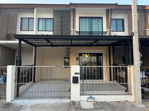 ขายทาวน์เฮ้าส์ 2 ชั้น พฤกษาวิลล์ 57 พัฒนาการ ตกแต่งครบ พร้อมอยู่ 17.3 ตรว ไม่มีบ้านตรงข้าม