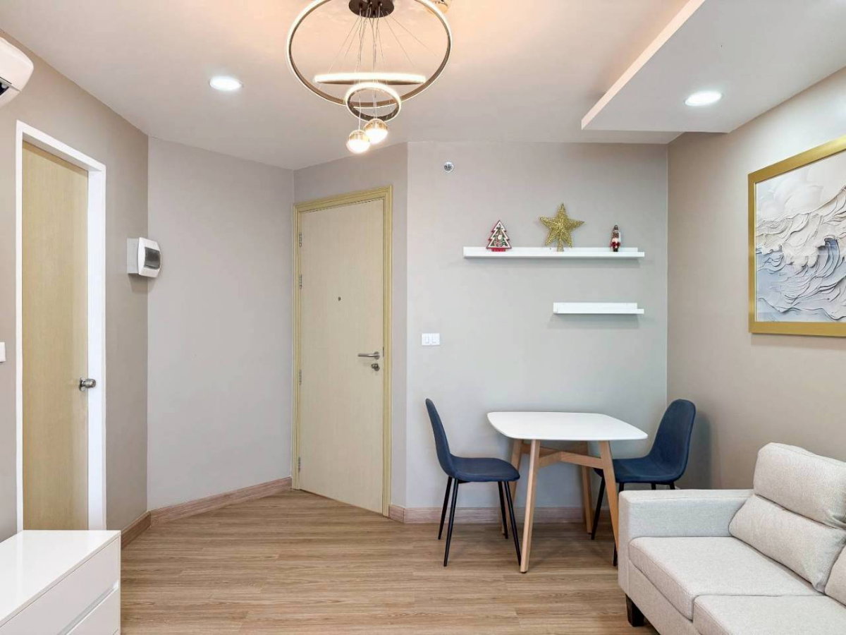 The Light Condominium WR-04121