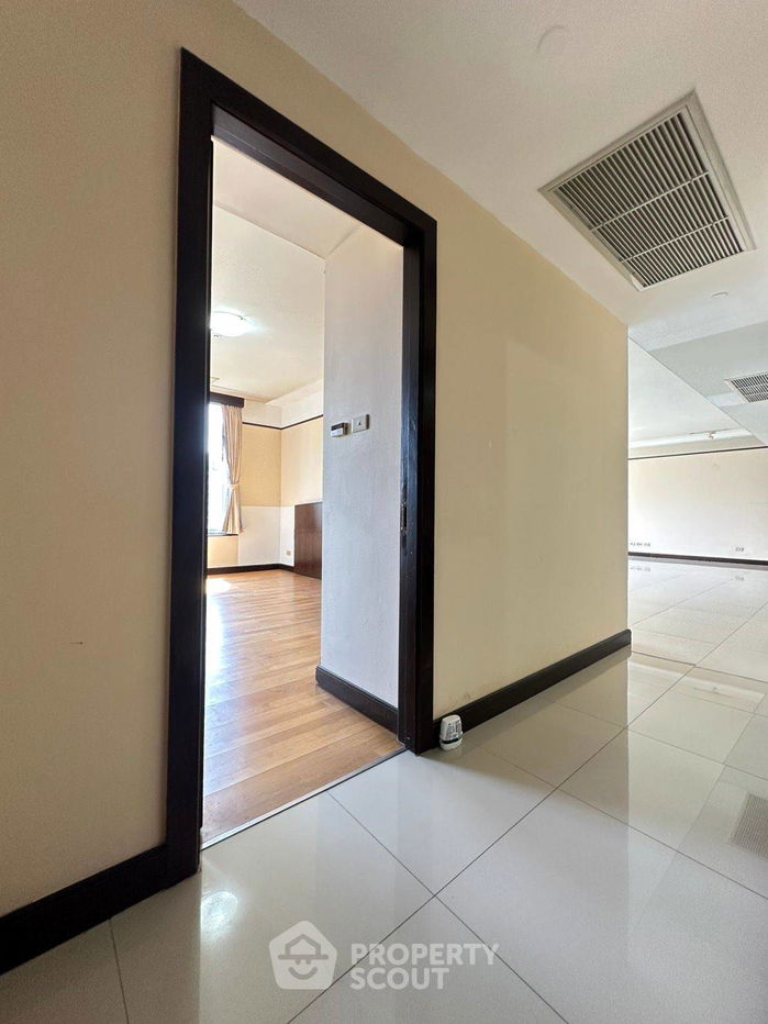 รูป คอนโด 3-ห้องนอน ที่ ออลซีซั่น แมนชั่น คอนโดมิเนียม ใกล้ BTS เพลินจิต (ID 2172324) - รูปที่ 10/33