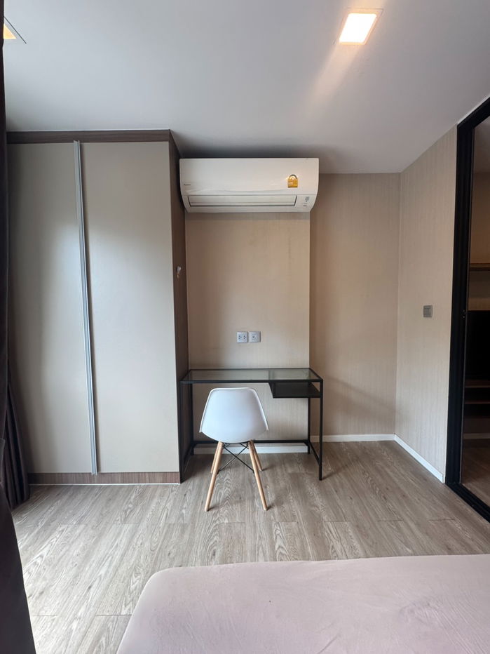 รูป ขาย เคฟ ทาวน์ สเปซ Kave town space ข้างม.กรุงเทพ เฟอร์ไฟฟ้าครบ มีเครื่องซักผ้า พร้อมอยู่ ให้หมด - รูปที่ 8/19