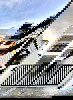 ทาวน์โฮม ลาดพร้าวตอนกลาง โชคชัย 4 ลาดพร้าว 71 นาคนิวาส : S978 🏡 ขายทาวน์โฮม 4 ชั้น ทำเลลาดพร้าว เดินทางสะดวก ใกล้รถไฟฟ้าและห้างใหญ่  ราคาเพียง 5.9 ล้านบาท