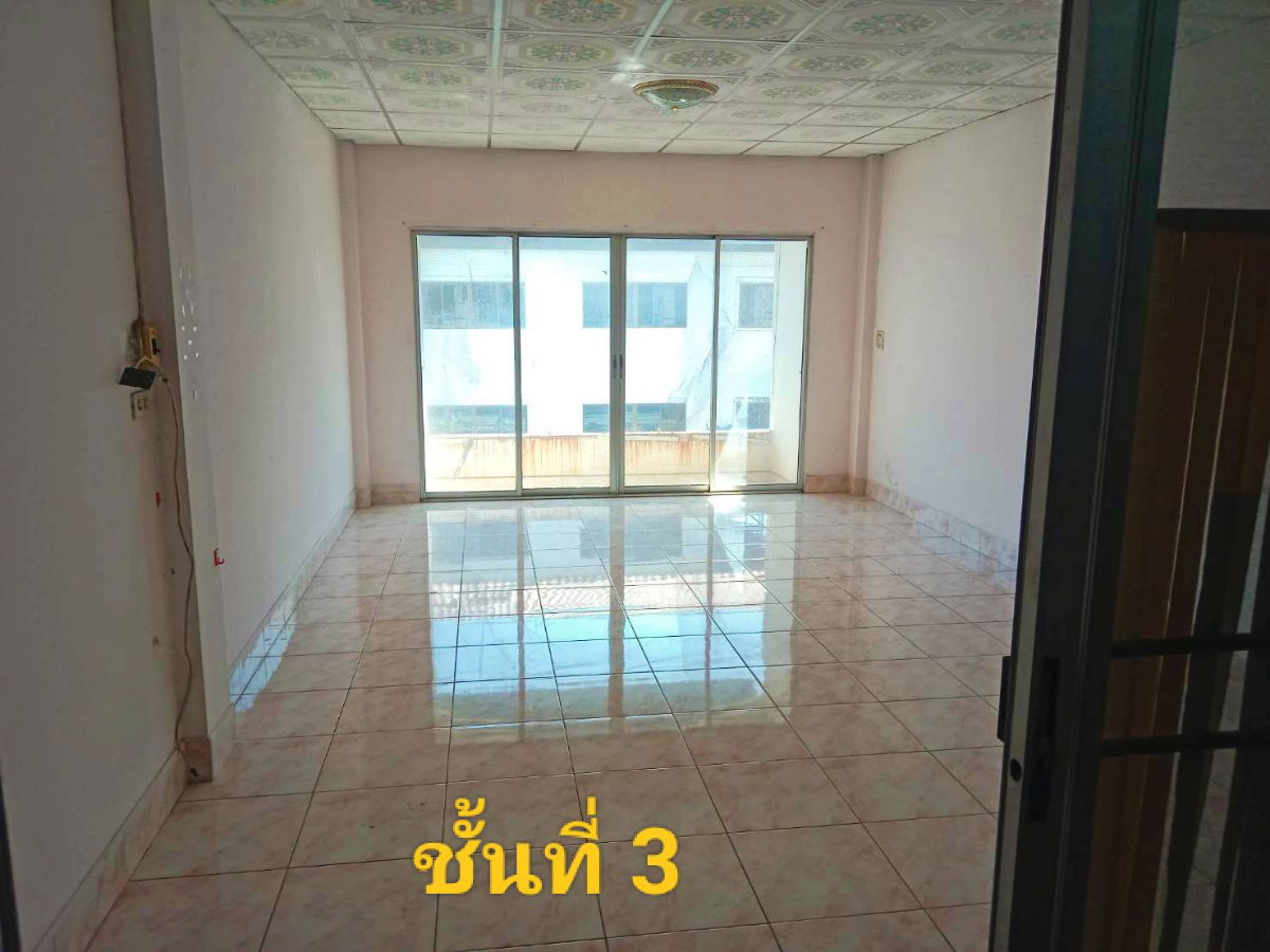 รูป ขายอาคารพาณิชย์ (โครงการตึกน้ำ) ทำเลทอง ห้องหัวมุม จังหวัดชลบุรี - รูปที่ 8/12