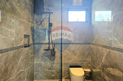 รูป [920601001-652] ขายบ้านเดี่ยว 3 ห้องนอน 3.5 ห้องน้ำ สไตล์ทรอปิคอล ในโครงการ 70 สำหรับขาย - รูปที่ 28/50