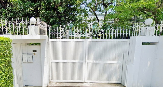 รูป เช่า-ขายที่ดินพร้อม ตลาดเอกมัย 1กม.1,725ตร.มซ.สุขุมวิท 47-51 อาคาร 2 ชั้น 1ไร่ 35 ตร.วา.ทองหล่อ 21-25MRT รฟม.1.6 กม.วิวสวน 5 นอน 5 น้ำ - รูปที่ 2/8