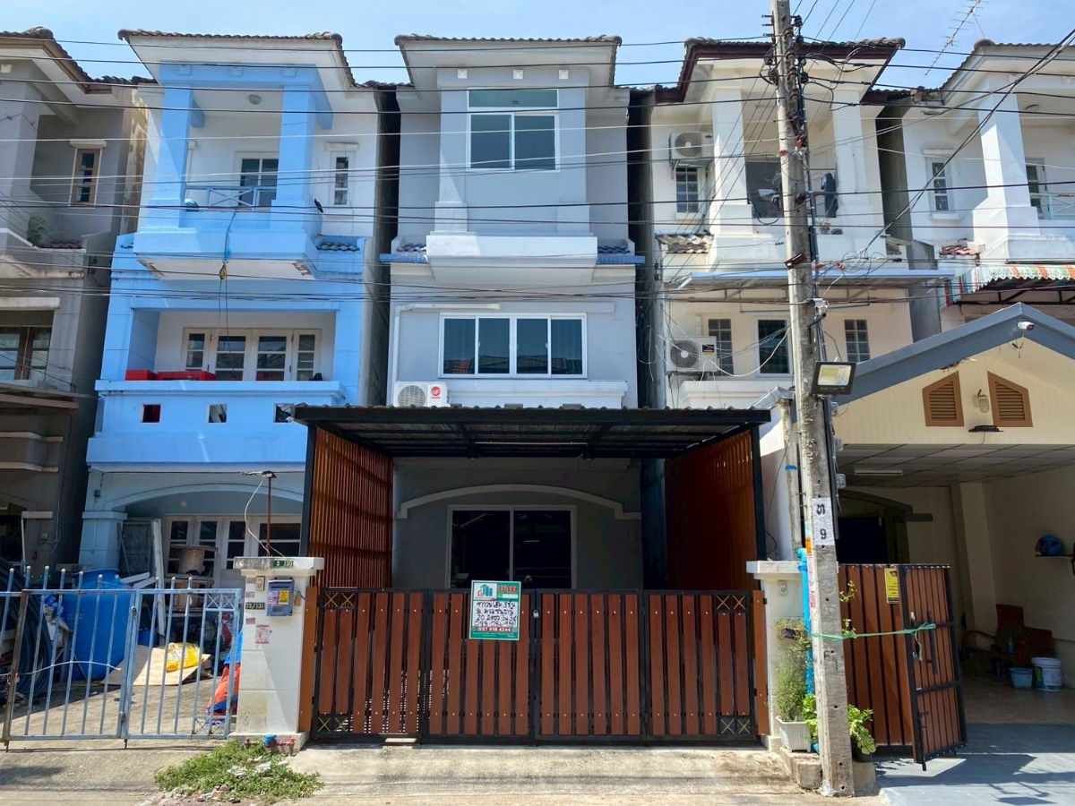 รูป ขายทาวน์โฮม 3 ชั้นมือสอง โครงการมวลชนธานี บางแวก  (Muanchon Thani) บางแค พุทธมณฑล สาย 2 เนื้อที่ 20.2 ตร.ว.  ใกล้รถไฟฟ้า MRT หลักสอง และ BTS บางหว้า  - รูปที่ 1/15