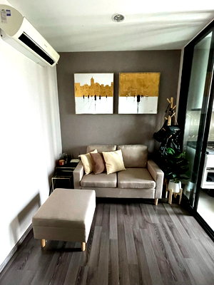 คอนโดให้เช่า : 🏙️ ให้เช่า The Base สุขุมวิท 77

ห้องสวย ชั้นสูง วิวโล่ง พร้อมอยู่!

💰 ราคาเช่า 13,000 บาท / เดือน
📄