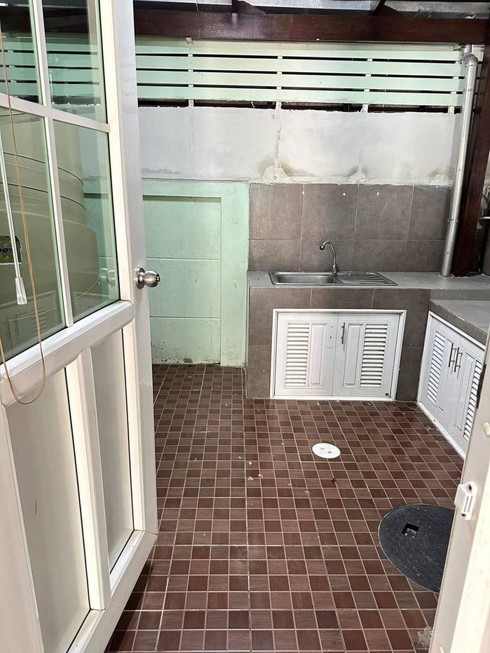 รูป ให้เช่าทาวน์เฮ้าส์ 3 ชั้น คาซ่า ซิตี้ นวลจันทร์2 ถ.คลองลำเจียก Line ID 0619636888 - รูปที่ 8/15