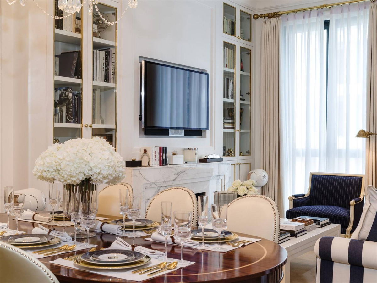 รูป คอนโดมิเนียมหรู 3 ห้องนอน ในทำเลที่ยอดเยี่ยม - รูปที่ 4/38