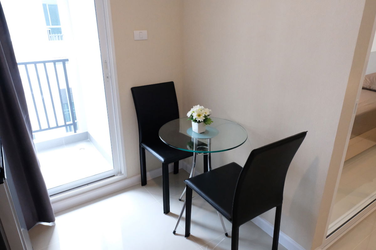 รูป ขาย JW Condo @Donmueng แต่งครบพร้อมอยู่ ราคาดี ขนาด 28.5 ตรม - รูปที่ 7/11