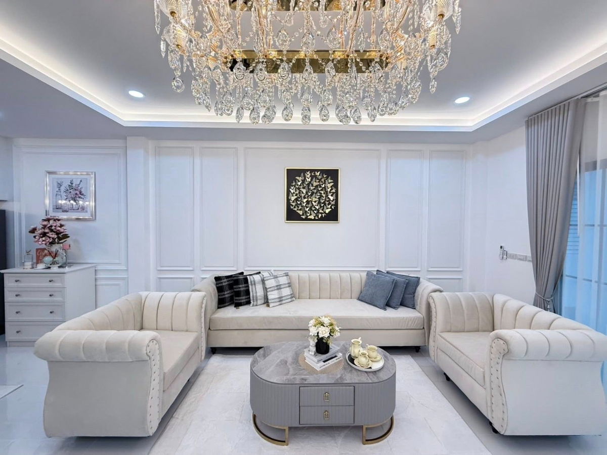 รูป บ้านเดี่ยวสองชั้นสร้างใหม่สวยมาก 5 ห้องนอน 7 ห้องน้ำ สระว่ายน้ำส่วนตัว สวนรอบบ้าน พร้อมอยู่ - รูปที่ 6/28