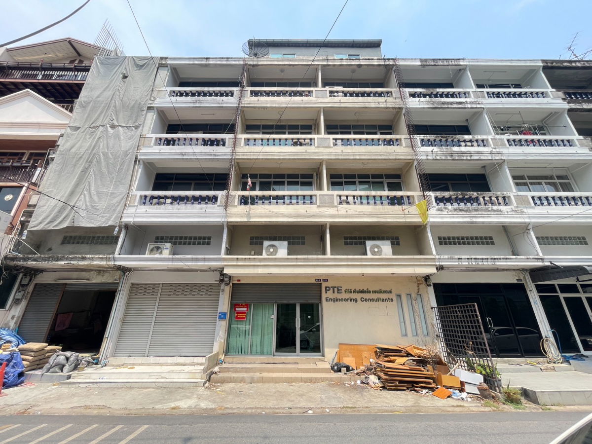 picture URGENT SALE: 2-Unit Commercial Building (4.5 Floors) – Ramkhamhaeng 12 - 14/15