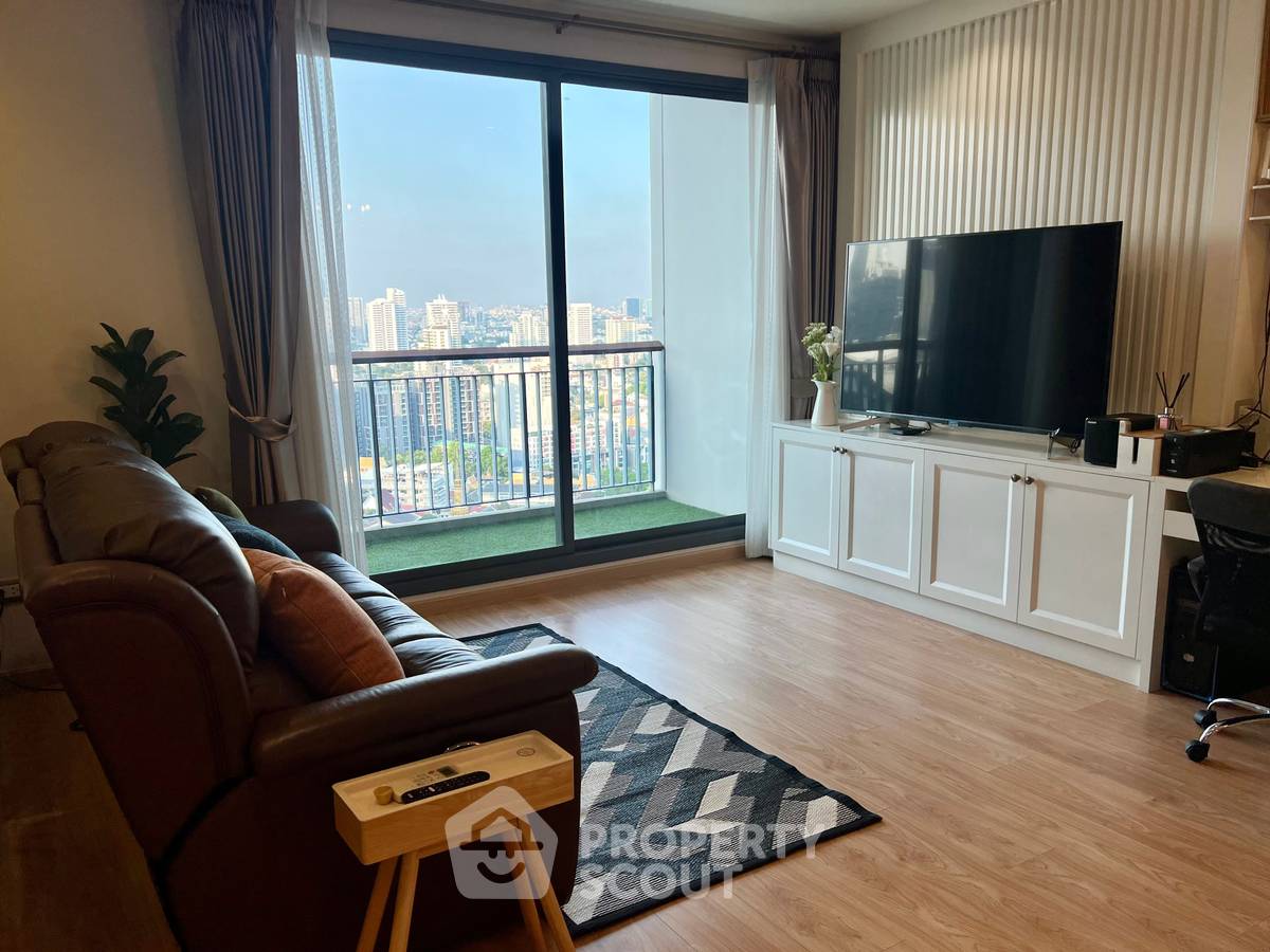 picture 2-BR Condo at Rhythm Sukhumvit 42 near BTS Ekkamai (ID 2076543) - 5/8