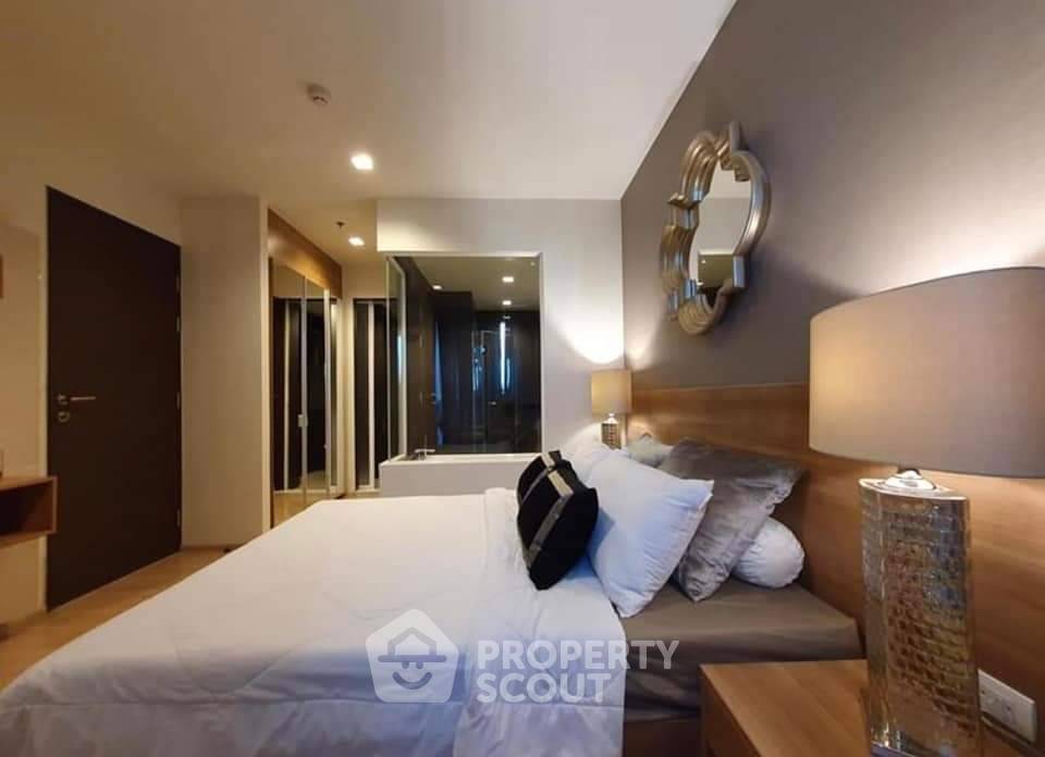 รูป คอนโด 1-ห้องนอน ที่ ริธึ่ม สาทร ใกล้ BTS สะพานตากสิน (ID 1930337) - รูปที่ 4/10