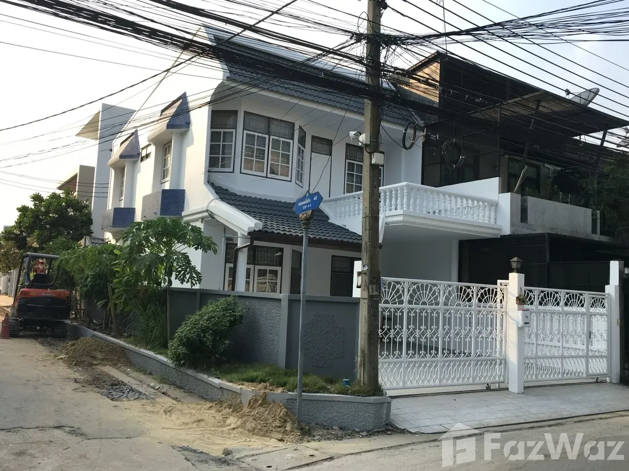 รูป ขาย ทาวน์เฮ้าส์ 3 ห้องนอน ใน เสนานิคม, กรุงเทพมหานคร 5957523 - รูปที่ 1/16