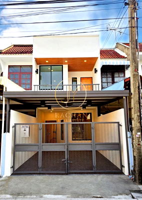 ทาวน์โฮม ถนนกำแพงเพชร 6 : ขายด่วน ทาวน์เฮ้าส์ 2 ชั้น รีโนเวทใหม่ หมู่บ้านอยู่เจริญ ดอนเมือง วิภาวดีรังสิต37 เนื้อที่ 17.5 ตร.ว 