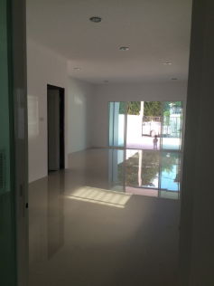 รูป ให้เช่า! ทาวน์โฮมหลังใหญ่ 40 ตร.ว. ใจกลางทำเลทองที่เชื่อมต่อ ม.เกษตร - ลาดปลาเค้า - เกษตรนวมินทร์ - รูปที่ 2/9