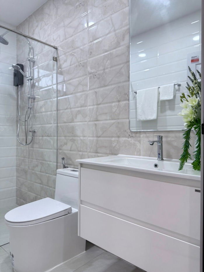 รูป บ้านเดี่ยวสองชั้นสร้างใหม่สวยมาก 5 ห้องนอน 7 ห้องน้ำ สระว่ายน้ำส่วนตัว สวนรอบบ้าน พร้อมอยู่ - รูปที่ 25/28