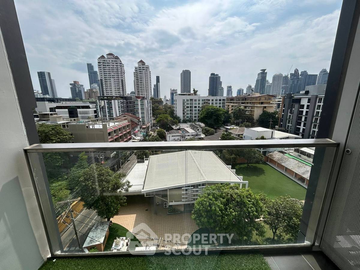picture 1-BR Condo at Via 49 near BTS Phrom Phong (ID 2338541) - 9/11
