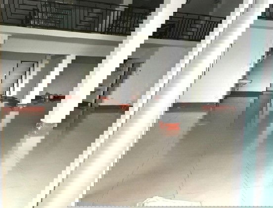 รูป ให้เช่าอาคารพาณิชย์ 2 คูหา 4.5 ชั้น ริมถนนลาดกระบัง แอร์ 10 เครื่อง จอดรถในรั้ว 2 คัน ใกล้ โรบินสัน ลาดกระบัง เหมาะเป็นสำนักงาน จดบริษัทได้ - รูปที่ 15/16