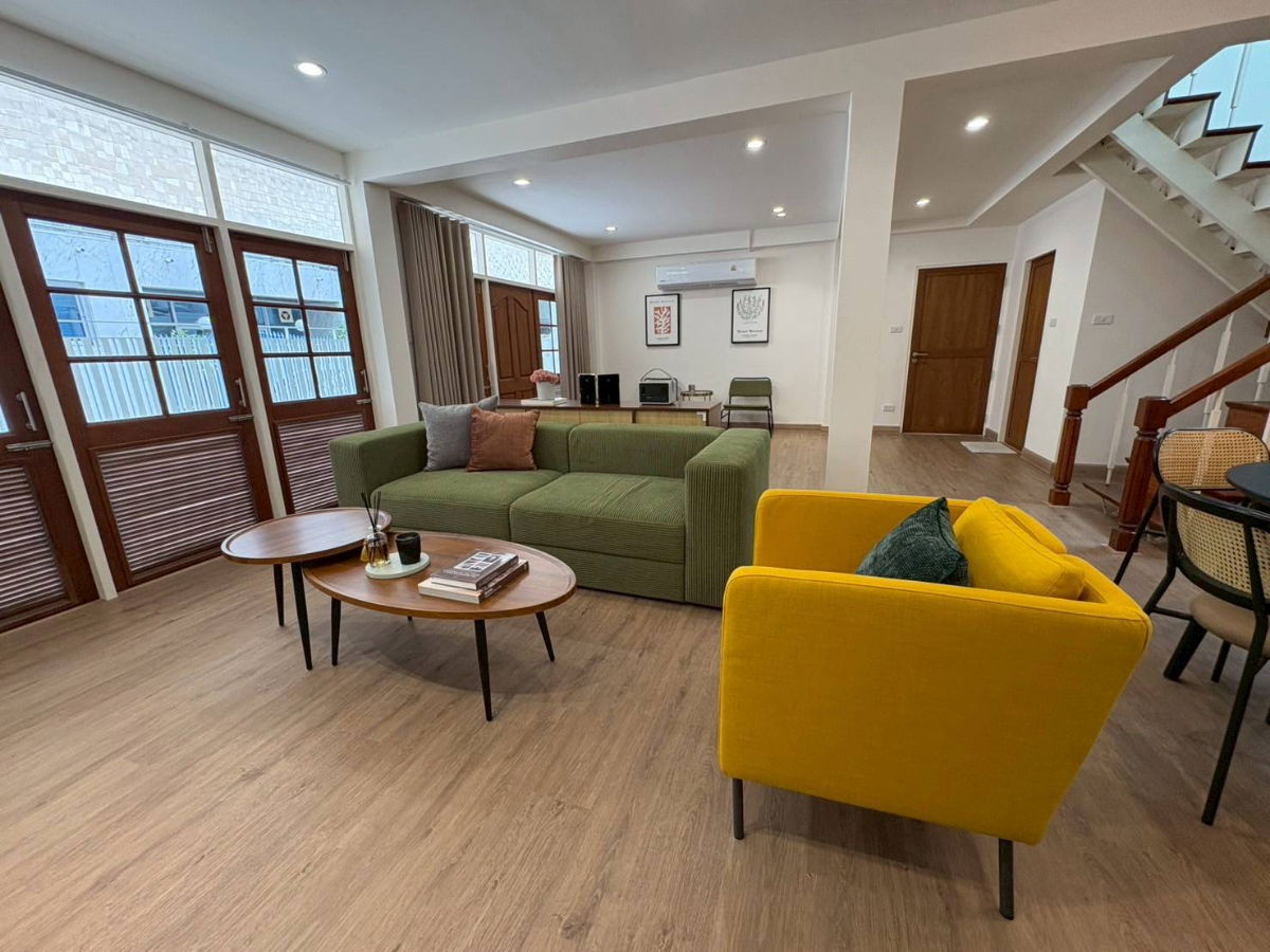 รูป WS6267 🏡 ให้เช่า บ้านรีโนเวทใหม่ ย่านเอกมัย–ทองหล่อ ใกล้ BTS เอกมัย เพียง 90,000 บาท / เดือน - รูปที่ 3/16