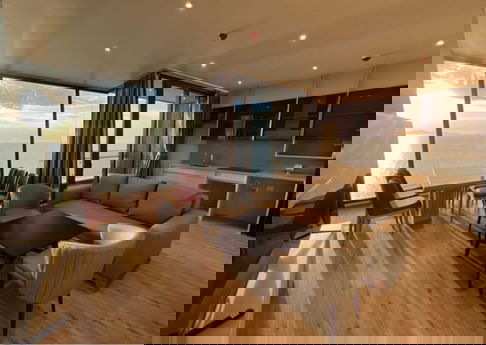 Super luxury ✨ AROM WONGAMAT 🔥 Line ID @034etfin 📲 2 Bedroom 2 Bathroom ✨ Sea view