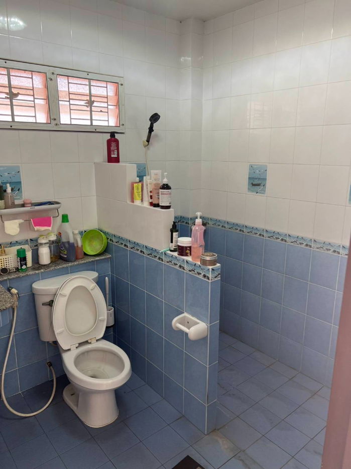 รูป ขายด่วน! บ้านเดี่ยวหลังใหญ่ 2 ชั้น เนื้อที่ 52.5 ตร.ว. - รูปที่ 13/20