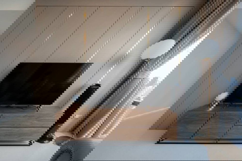 รูป ขาย- เช่า ! วิว Panoramic, วิวเมือง, ห้องทิศตะวันออก, ชั้นสูง47+, ตกแต่งสไตล์โมเดิร์น!  Code C20250200002...The Bangkok Sathorn, 2 นอน, 2 น้ำ, แต่งครบ - รูปที่ 3/11