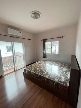 ขายหรือเช่า บ้านเดี่ยว4 นอน3 น้ำ  2 จอด ศรีราชา  ใกล้เจพาร์ค นิฮอน มูระ