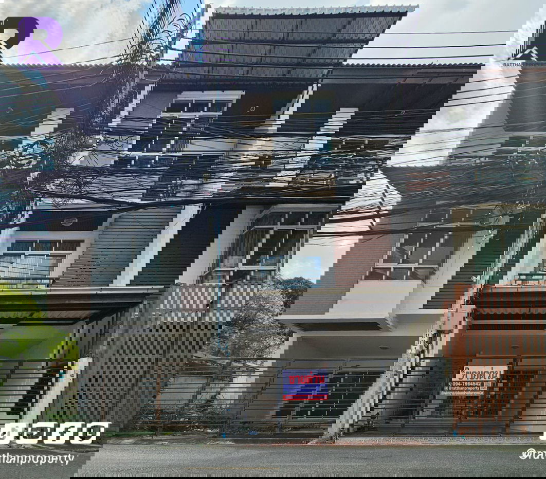 รูป ขายทาวน์โฮม 3.5 ชั้น ราคาถูกที่สุด เดอะ รูฟ แจ้งวัฒนะ (The Roof Cheangwattana) หลังเซ็นทรัลแจ้งวัฒนะ - รูปที่ 1/33