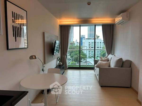 picture 1-BR Condo at Via 49 near BTS Phrom Phong (ID 2338541) - 1/11