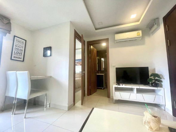 รูป Arcadia Beach Resort คอนโดใจกลางพัทยาใกล้เขาพระตำหนัก โควต้าต่างชาติ วิวสระ 1ห้องนอน 1ห้องน้ำ - รูปที่ 4/6