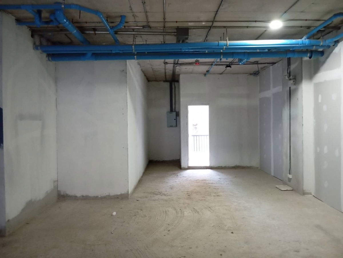 รูป 🏪 พื้นที่ให้เช่า Shop (ยูนิตสุดท้าย) @ 6th Avenue Sukhumvit 15🚇 MRT สุขุมวิท ค่าเช่า 140,000 บาท  รหัสทรัพย์ RS4497 - รูปที่ 6/11