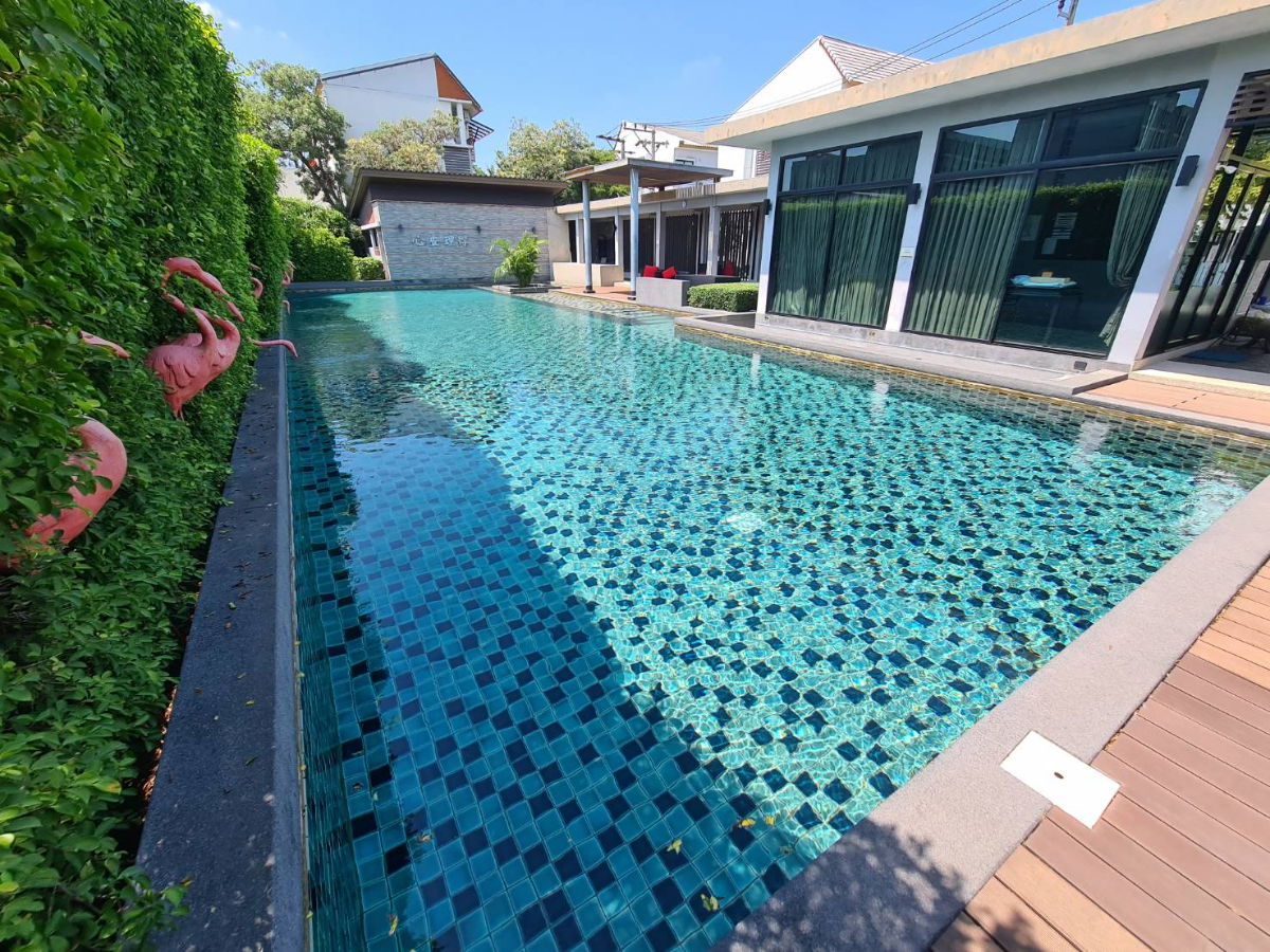 รูป ขายทาวน์โฮม/โฮมออฟฟิศ 4 ชั้น อารียา แมนดารีนา สุขุมวิท 77(อ่อนนุช) 21.3 ตร.ว. ทำเลติดถนนใหญ่ ตำแหน่งดีที่สุดในโครงการ พื้นที่ใช้สอยกว้างขวาง 240 ตร.ม. - รูปที่ 9/10