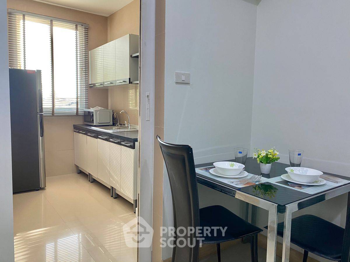 picture 2-BR Condo at Happy Condo Ladprao 101 in Khlong Chaokhun Sing (ID 2190970) - 5/13