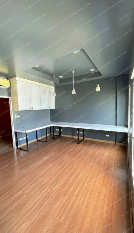 รูป ขายด่วน!!  บ้านทาวน์โฮม บ้านกลางเมือง เดอะ รอยัลโมนาโค ศรีนครินทร์ 24  HOME OFFICE สวยพร้อมเข้าอยู่  เข้าออกสะดวก  - รูปที่ 4/13